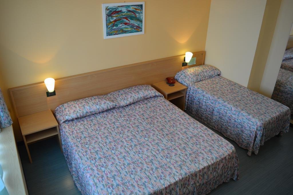 Фото Hotel Phalesia