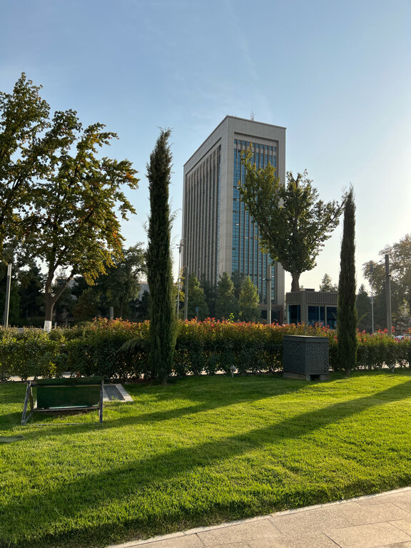 OO‘Yu Toshkent Davlat Iqtisodiyot universiteti, Toshkent, foto