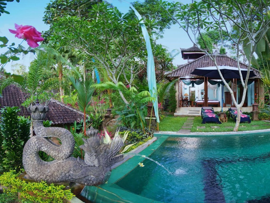 Фото The Mahogany Villa