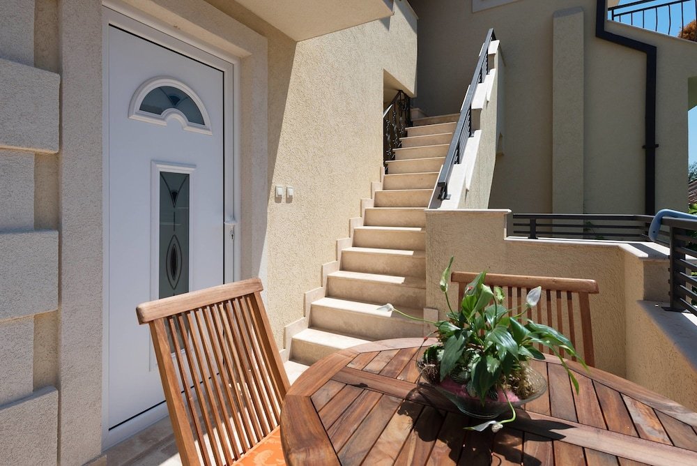 Фото Апартаменты 42' North