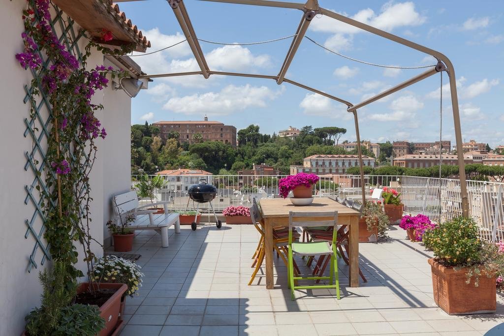 Фото Spectacular Vatican & Rome View