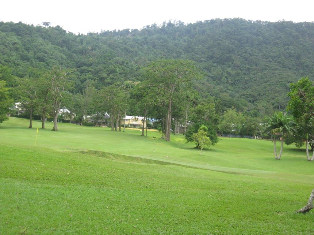 Фото Monique's Guesthouse