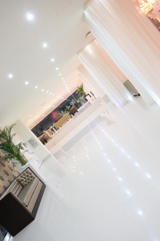 Фото Vrissiana Beach Hotel