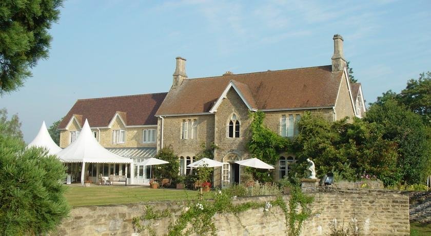 Фото Fallowfields Country House Hotel