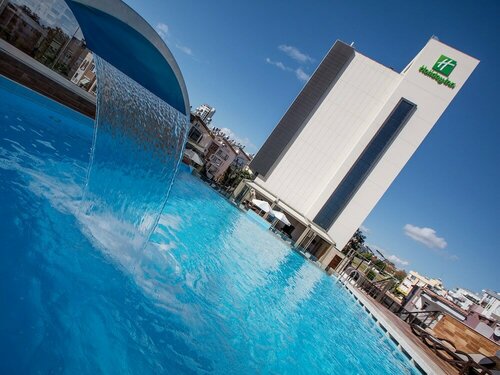 Гостиница Holiday Inn Antalya - Lara в Муратпаше