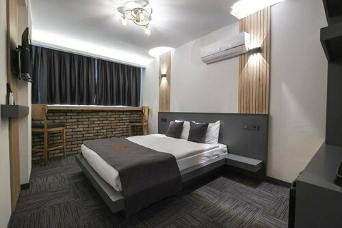 Гостиница Dewy Hotel в Чигли