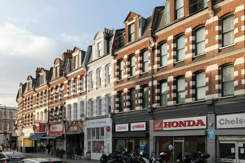 Гостиница The Hammersmith Nook - Captivating 5bdr Flat в Лондоне