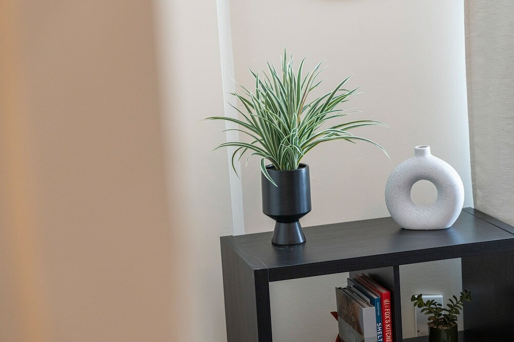 Фото Charming 2 Bedroom Flat in Kensington High Street