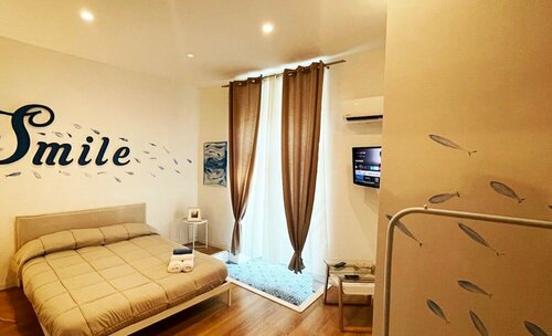 Гостиница Samo Rooms в Поццуоли