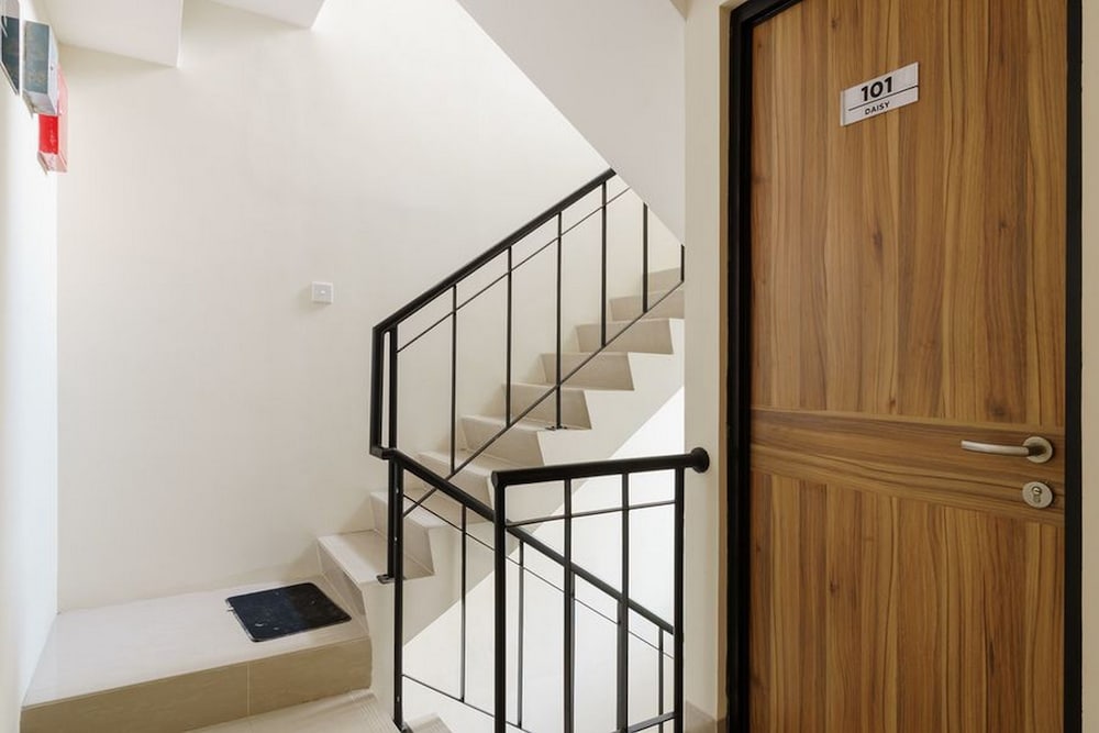 Фото Residences by RedDoorz @ Guntur Raya Setiabudi