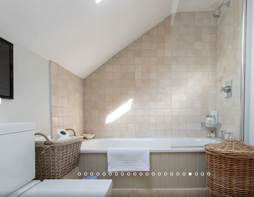 Фото 3Bedroom Mews House with Garden