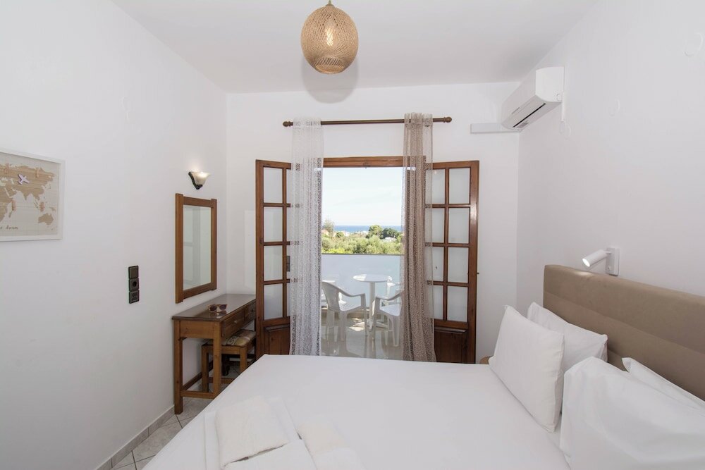 Фото Rena Apartments by Checkin