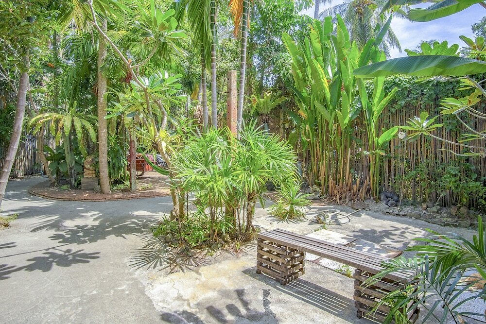 Фото Slumber Party Phi Phi - Hostel