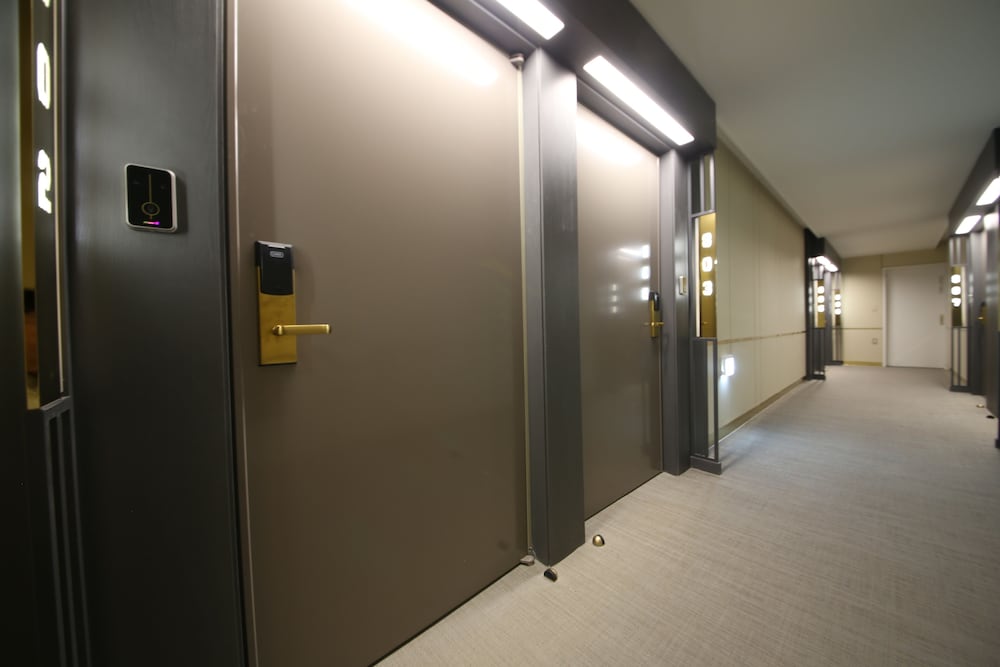 Фото Den Basta Hotel