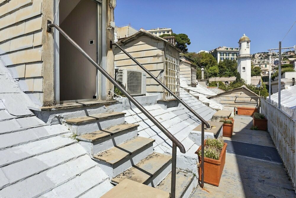 Short-term housing rental Garibaldi Attic in Genova, Genoa, photo
