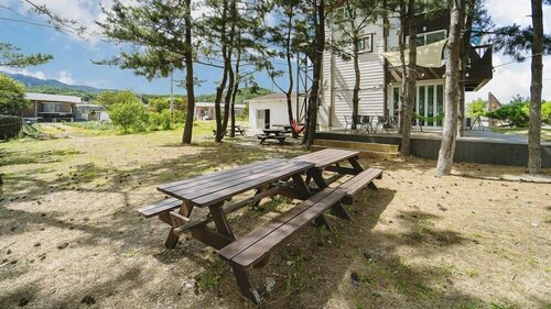 Гостиница Goseong Omaju Pension