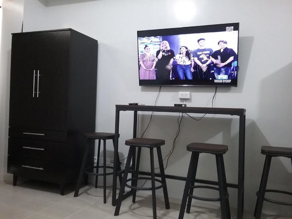 Фото Condoluxe Pioneer Woodlands w Parking