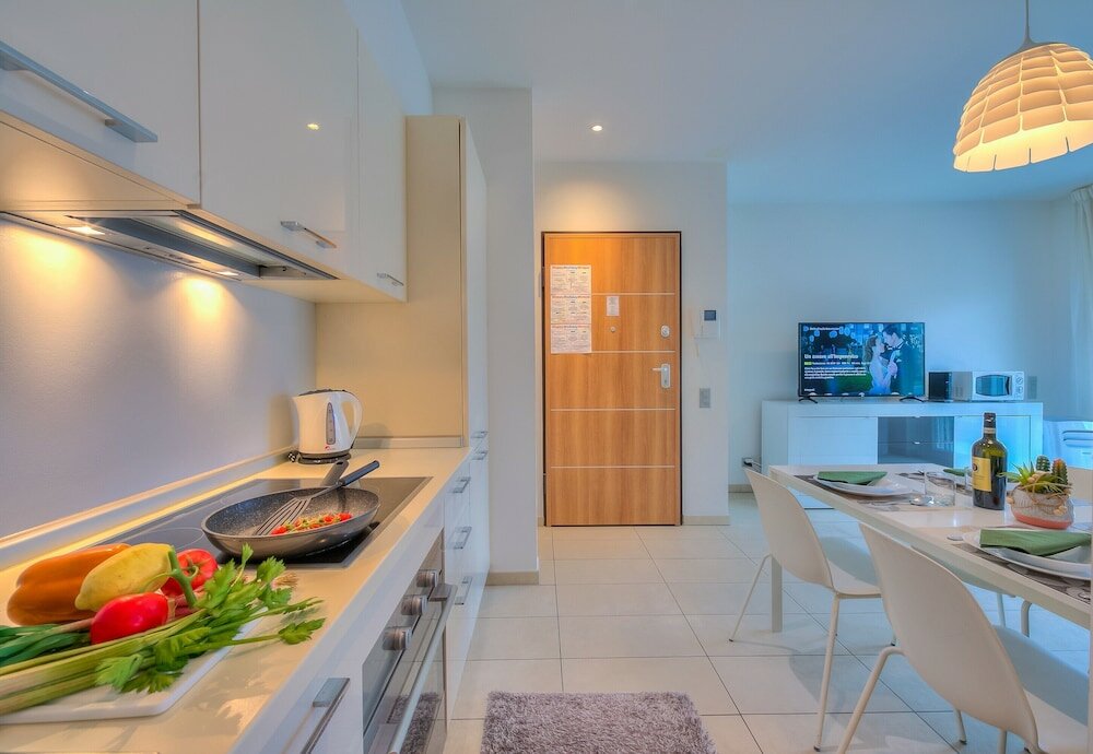 Фото Prestige Du Lac Apartments