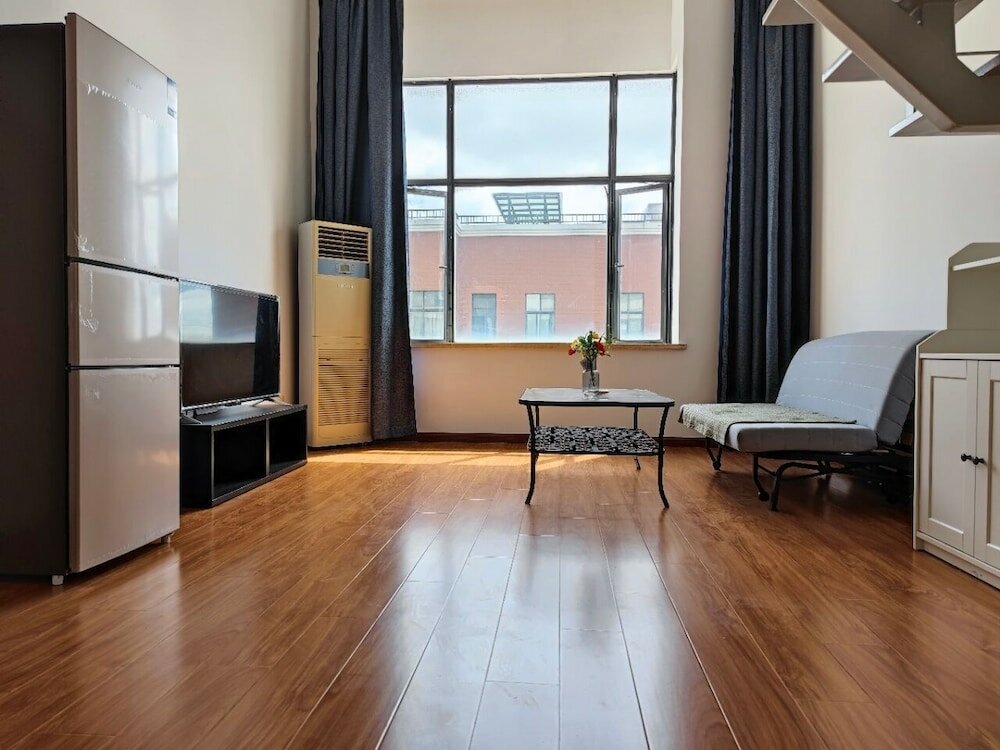 Фото IFamily Apartment Xinjinqiao Branch