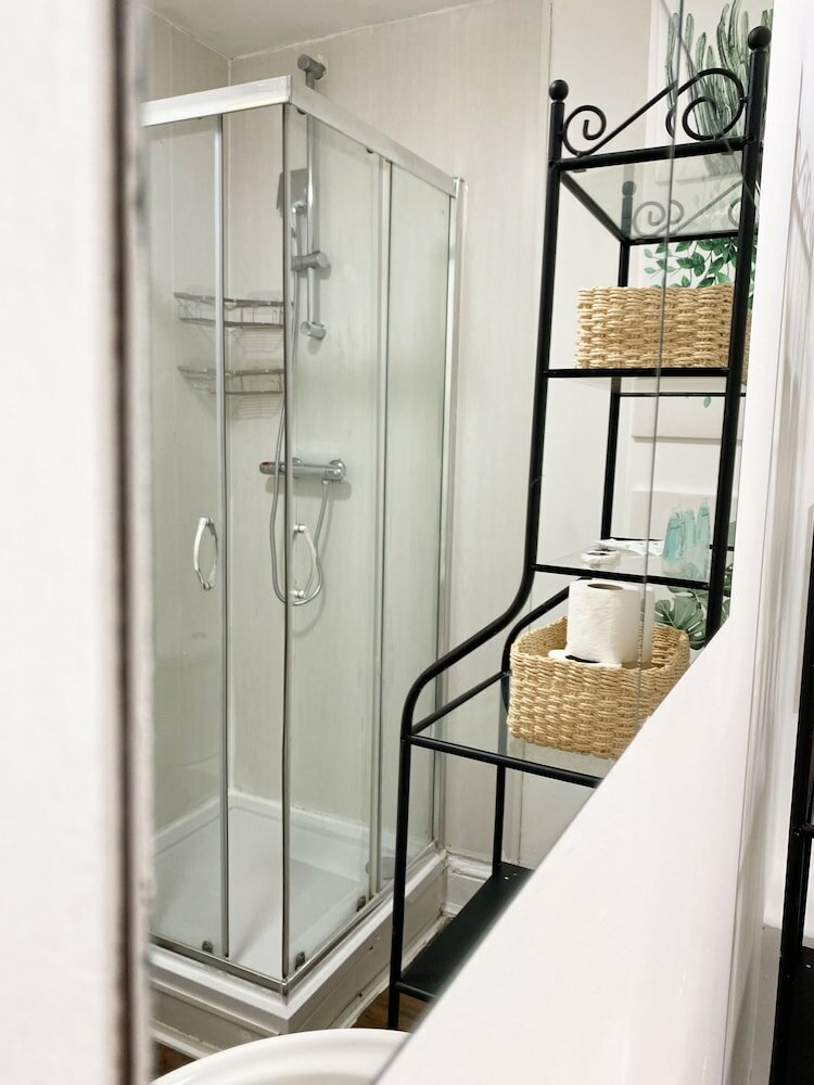 Фото Holland Road Stays