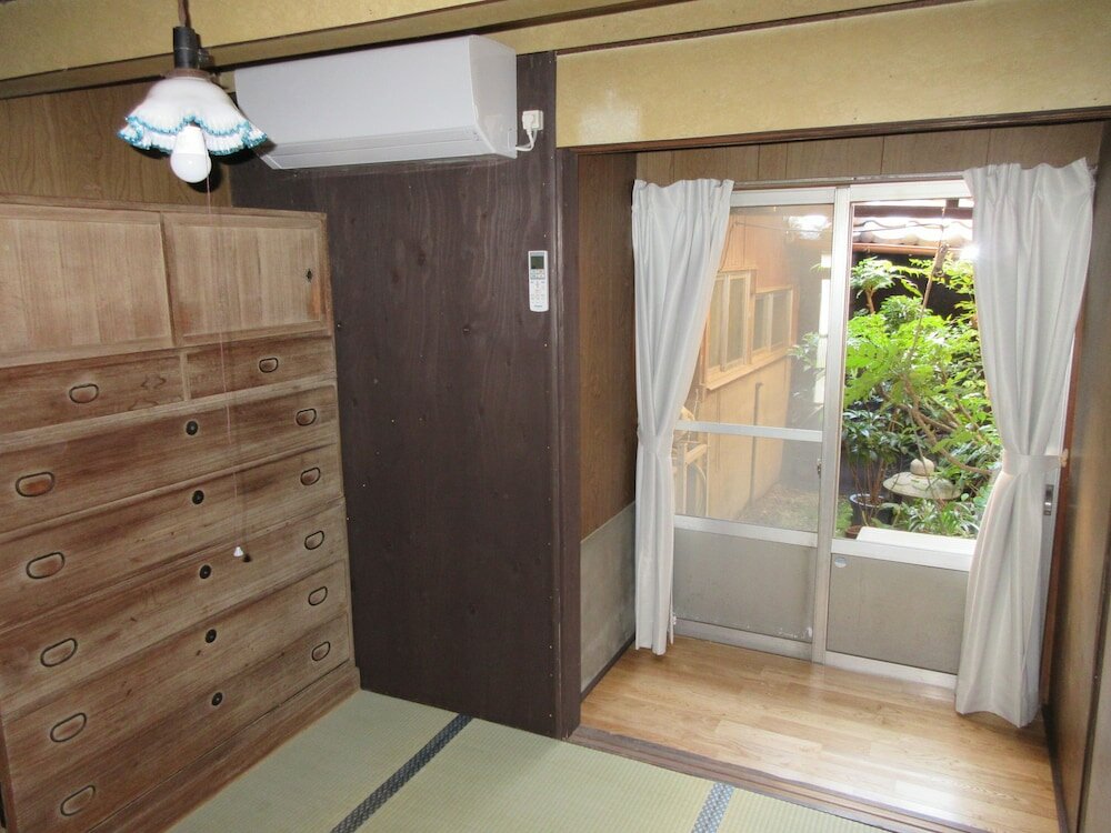 Фото Tsushima Guest House - Hostel