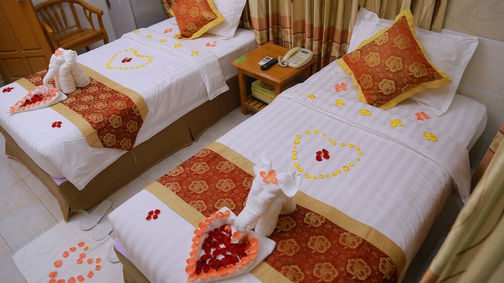 Фото Hotel Shwe Pyi Tan