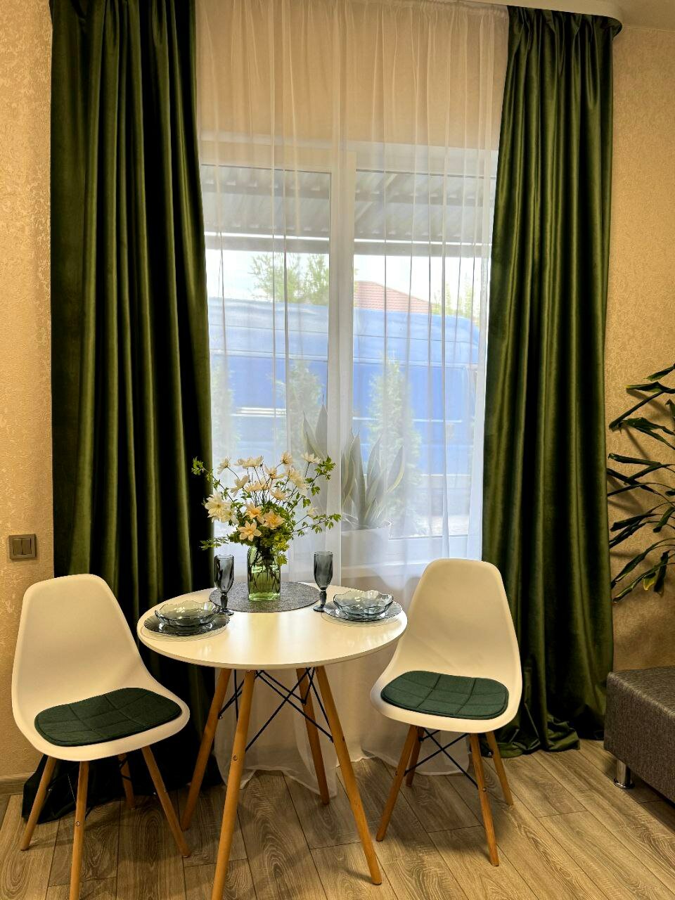 Фото Атмосфера