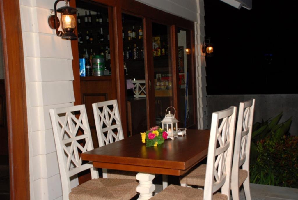 Фото Joaquin's Bed and Breakfast