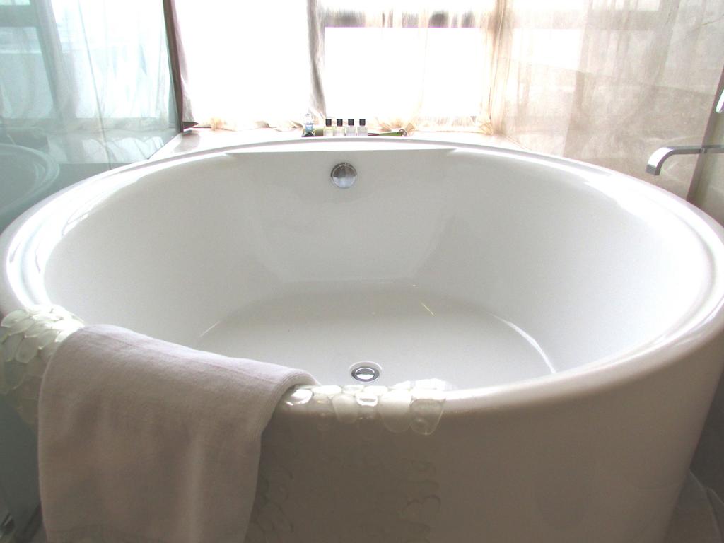 Фото Travelodge Harbourfront