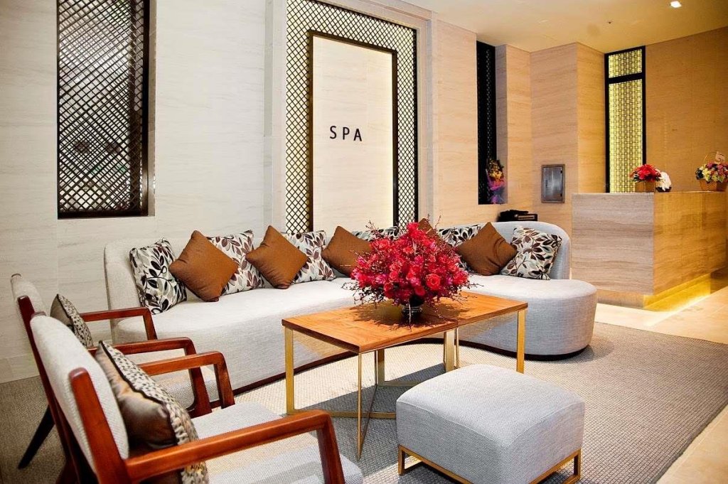 Фото Lotte Hotel Saigon