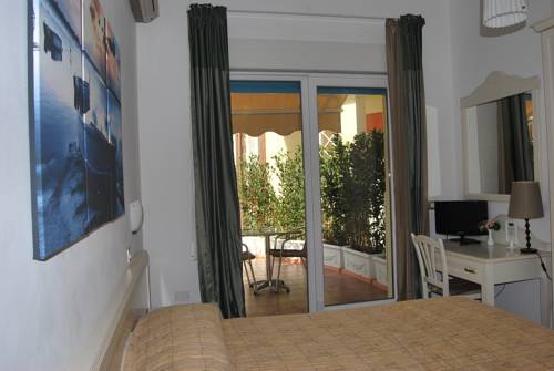 Фото Hotel La Conchiglia