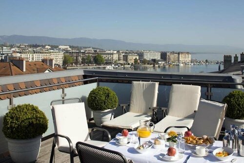 Внешний вид отеля Hotel Longemalle в Женеве, фото 3