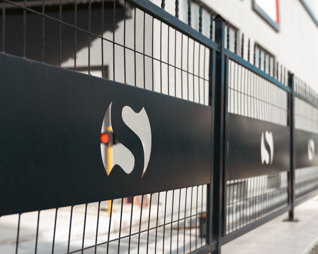 Computer accessories Segment Computer New Service Building Arnavutkoy, Arnavutkoy, photo