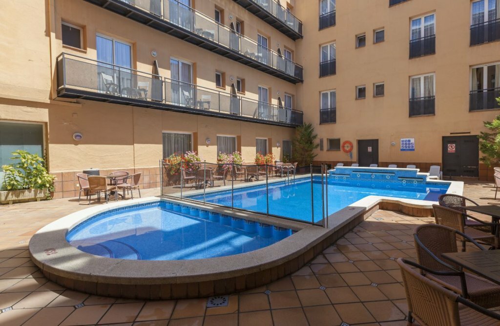 Hotel Urh Parkhotel, Tossa de Mar, photo