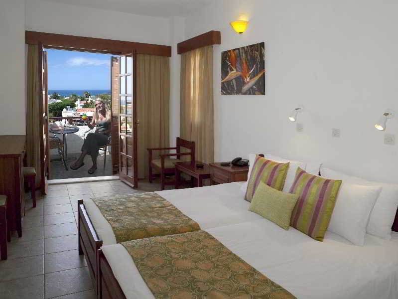 Фото Kyknos Beach Hotel & Bungalows - All Inclusive