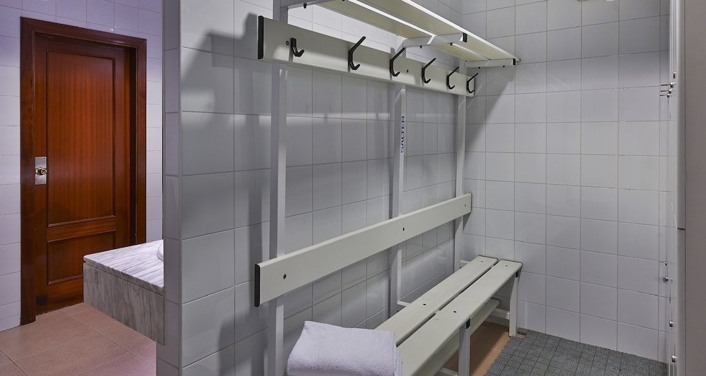 Фото Apartamentos Hesperia Barcelona Sant Joan