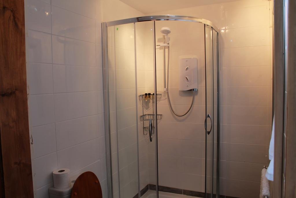 Фото Tirindrish House