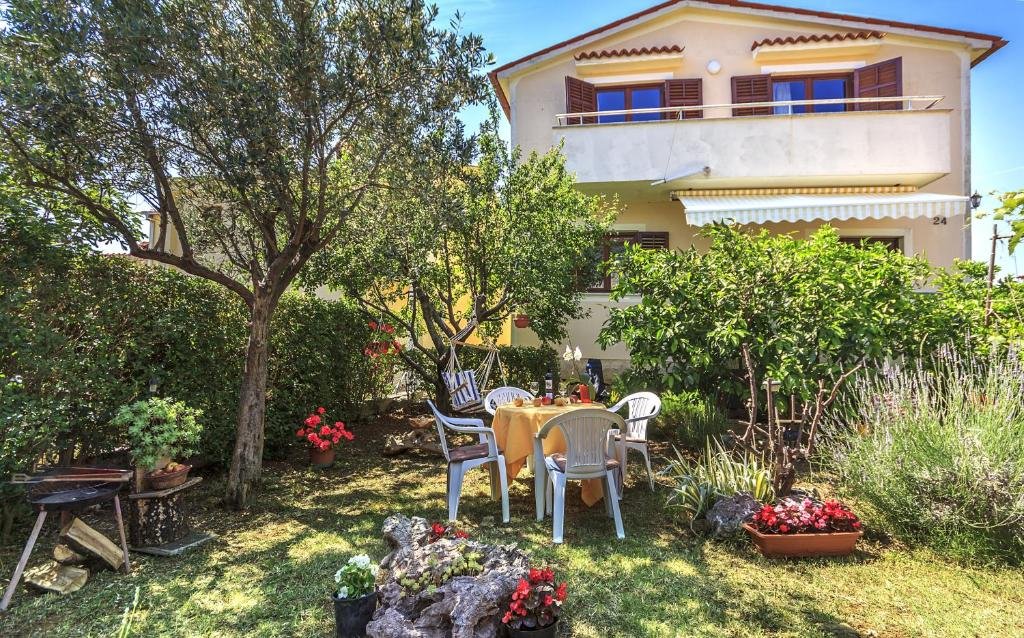 Фото Apartments Lorencin