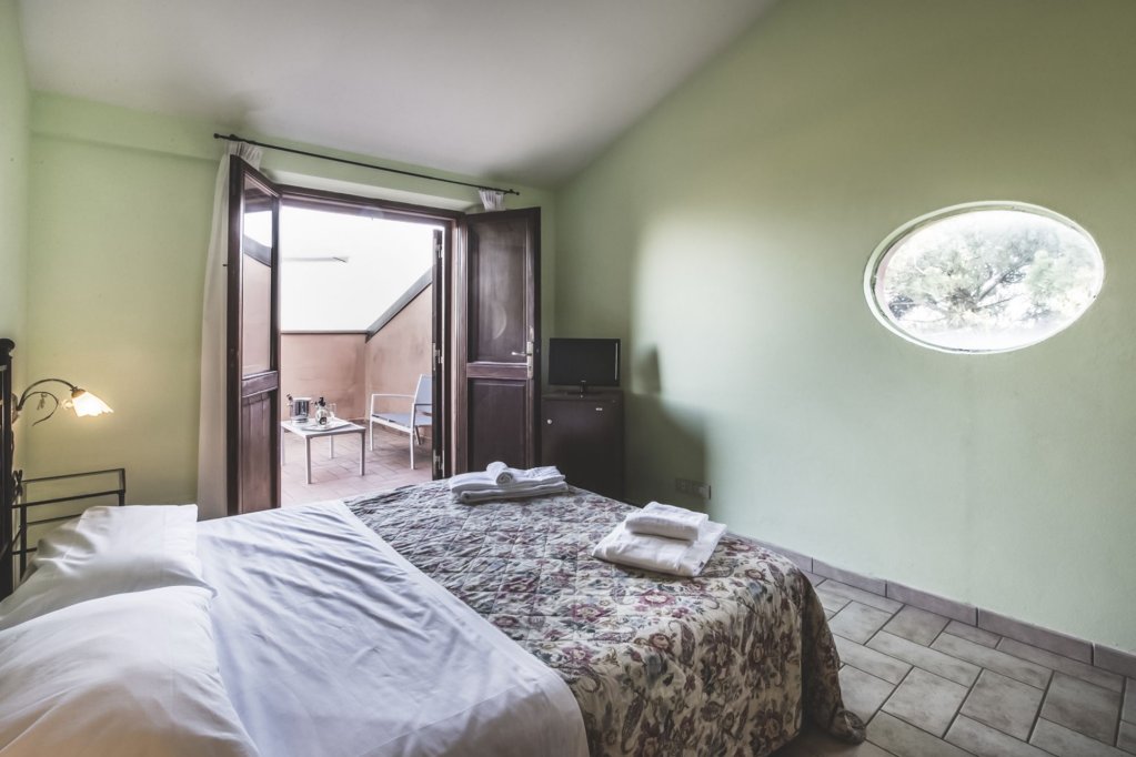 Фото Country Resort Al Poggio dei Papi