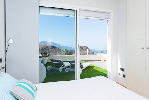 Фото Thesuites GranCanaria Apartments