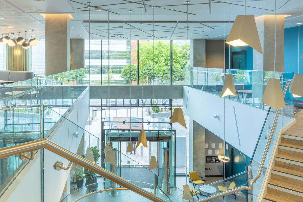 Фото Novotel Liverpool Paddington Village