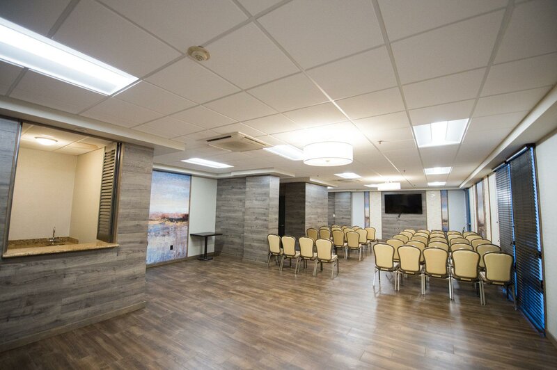 Гостиница Holiday Inn Newark Intl Airport - North в Ньюарке