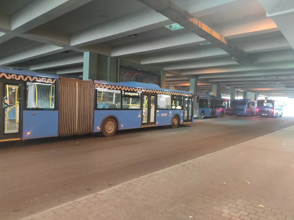 Avtovokzal, avtostansiya Конечная автобусная станция Калужская, , foto