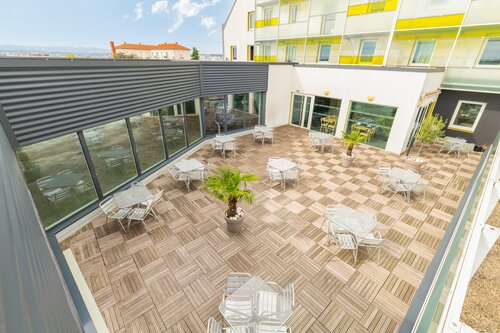 Гостиница B&b Hotel Lyon Sud Etats-Unis в Венисьё