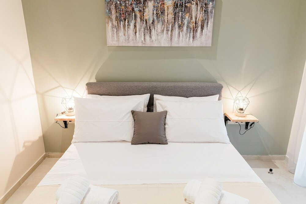 Фото Seadrop Suites