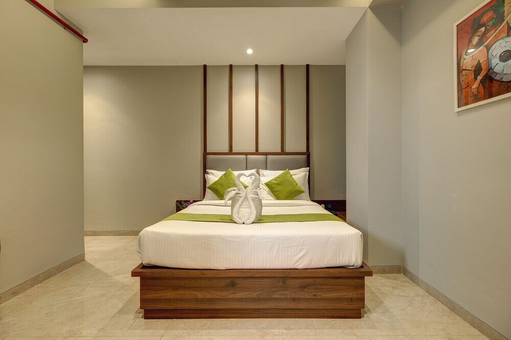 Фото StayBird - Fortune House Business Hotel