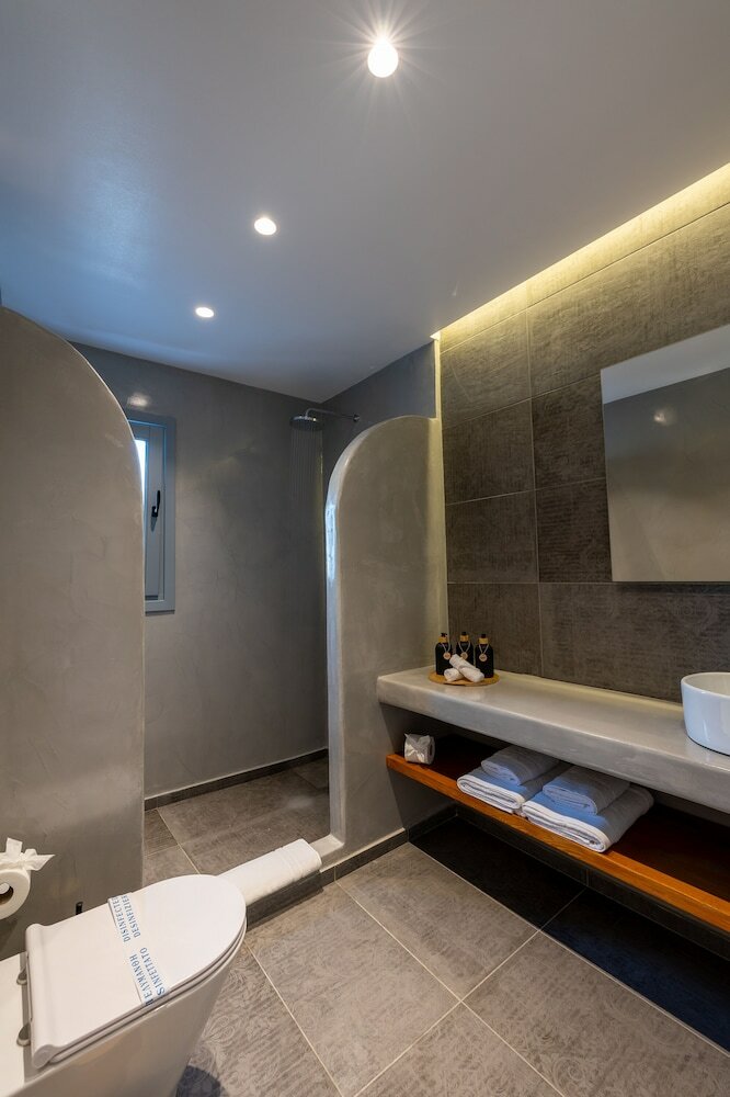 Фото Bonsai Luxury Suites