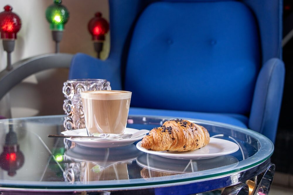 Фото Tivoli Hotel