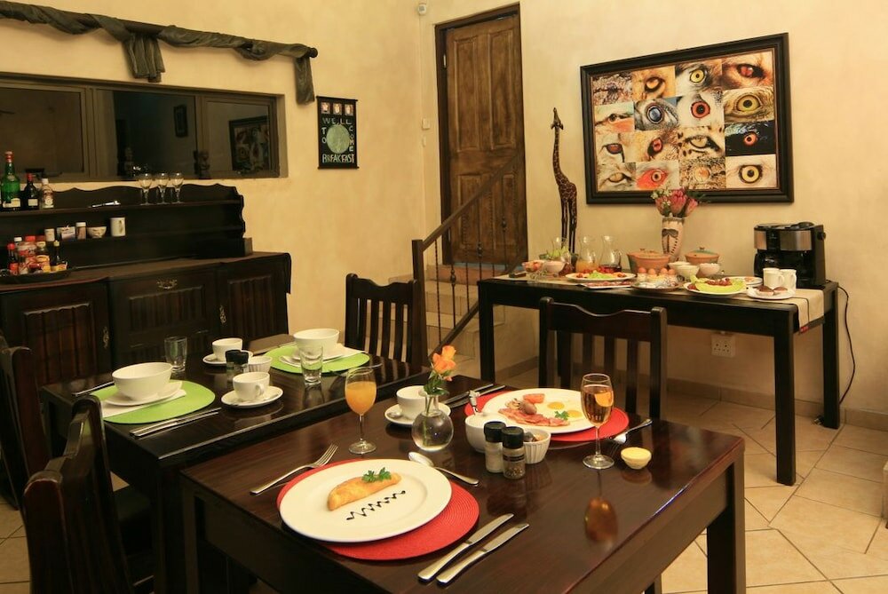 Фото Afri-Lala Bed & Breakfast