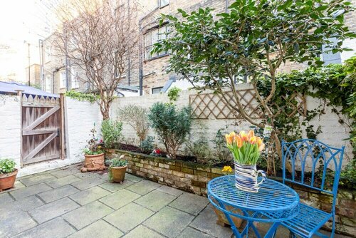 Гостиница Cosy Pimlico Retreat в Лондоне